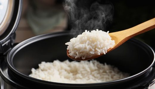 米を洗わないで炊いてしまった！そのまま食べて大丈夫？美味しくなるアレンジ対処法を解説