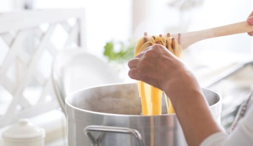 パスタの茹で方に悩まない！美味しい塩の量とプロが教える黄金比率を徹底解説